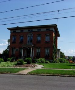 American Flags by USA Flag Co. (Made in USA) The Best 5x8 Embroidered Stars and Sewn Stripes United States Flag, Amazon A to Z Guarantee - 5 x 8 ft. 5 by 8 Foot 31 81NRplZIJAL
