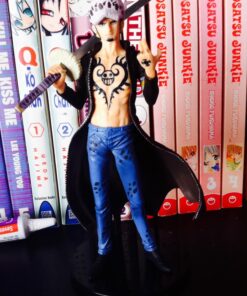 Shokugan One Piece 5.1-Inch Trafalgar Law Figure, Super One Piece Styling, Trigger of the Day Blind Box (Styles May Vary) 7 81NXk6yDweL