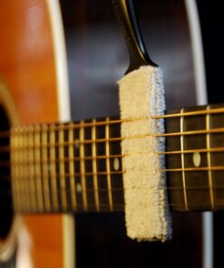 MusicNomad The Nomad String, Body, & Hardware Cleaning Tool (MN205) 18 81OOY7o9tHL