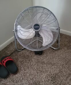 Lasko High Velocity Max Performance Floor Fan with Wall mount Option, 3 Powerful Speeds, Pivoting Fan Head for Home, Garage, Attic, 20", Black, 2265QM 35 81PDnGhQdOL