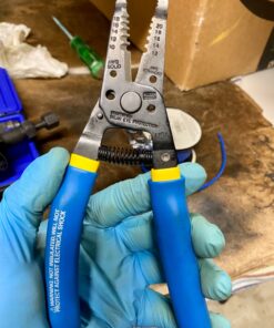 Klein Tools 11055 Wire Cutter and Wire Stripper, Stranded Wire Cutter, Solid Wire Cutter, Cuts Copper Wire 57 81PDyVwjFML