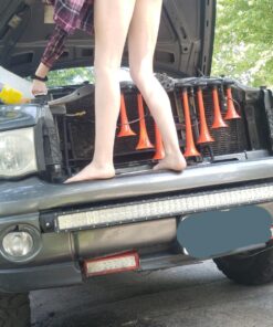 Vixen Horns Train Horn for Truck/Car. 4 Air Horn Black Trumpets. Super Loud dB. Fits 12v Vehicles like Semi/Pickup/Jeep/RV/SUV VXH4124B Quad Trumpet In-Line Black 33 81Puxfg7FBL