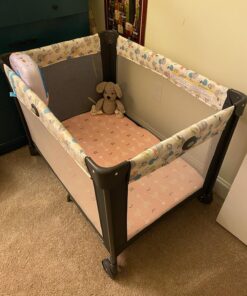 Graco Pack and Play Portable Playard, Push Button Compact Fold, Carnival Pack N Play 32 81QUOA12VcL