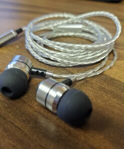 sephia SP3060 Wired Headphones, HD Bass Driven Audio, Lightweight Aluminum Wired in Ear Earbud Headphones, S/M/L Ear Bud Tips, Earphone Case, 3.5mm Tangle-Free Cord (Without Mic) 39 81QUn1WQPGL