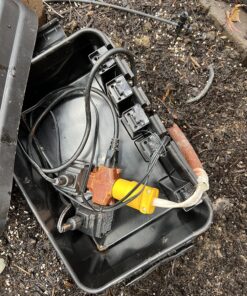 SOCKiTBOX – The Original Weatherproof Connection Box – Indoor & Outdoor Electrical Power Cord Enclosure for Timers, Extension Cables, Transformers, Power Strips, Lights, Tools & More – Medium – Black 32 81QxhS93DtL