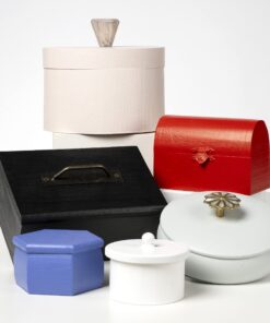 Mod Podge Spray Acrylic Sealer that is Specifically Formulated to Seal Craft Projects, Dries Crystal Clear is Non-Yellowing No-Run and Quick Drying, 12 ounce, Gloss 12 Ounce (Pack of 1) 25 81RVZDnd2eL