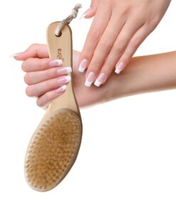Exfoliating Body Scrubber: Dual-Use for Wet/Dry Exfoliation, Lymphatic Drainage & Cellulite Smoothing - Natural Boar Bristle Dry Brushing Body Brush, Ergonomic Handle, Easy to Clean by Rengöra 19 81Ri6ceVW0L