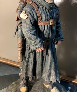 Dark Horse Deluxe Game of Thrones: Hodor & Bran Figure 29 81RjrhJQ7fL