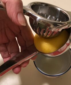 Chef's Star Lemon Squeezer Stainless Steel Citrus Juicer - Large Fruit Squeezer for Drinks - Rust-proof Juice Press, Non-Slip Manual Hand Juicer, Ideal for Juicing Lemons, Limes, Small Oranges 21 81S9tZO1S9L