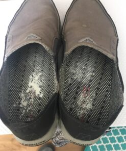 Natural Foot and Shoe Odor Eliminator – Talc-Free Shoe Deodorizer and Body Powder Neutralizes Smelly Odors – Long-Lasting, Fast-Acting Foot Powder for Kids and Adults – USA-Made by Foot Sense, 3.5 Oz. 37 81SJ3u6bxyL