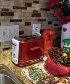 Nostalgia New and Improved Wide 2-Slice Toaster Perfect For Bread, English Muffins, Bagels, 5 Browning Levels, With Crumb Tray & Cord Storage, Retro Red 37 81SSTo5eiL