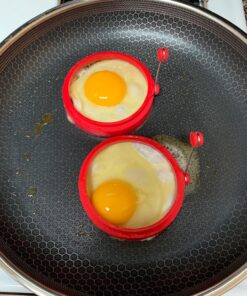 PROFESSIONAL Silicone Egg Ring, Pancake mold Best egg mold for breakfast sandwiches, Omelets and More, Nonstick Mold Ring, Round Red (Pack of 4) and free e-book by ABAM 44 81SvjkGFavL
