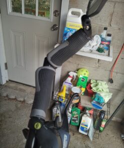 Schwinn Ergonomic Comfort Bike Grips, Fits Most Standard Bicycle Handlebars, Provide Extra Comfort and Improved Grip, Bike Parts and Accessories Black 34 81T8ECUDoSL