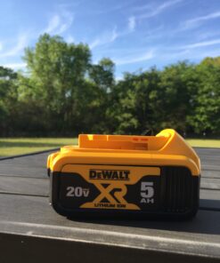 DEWALT 20V MAX XR Battery, Lithium Ion, 5.0Ah (DCB205) 22 81TBFjzJWcL