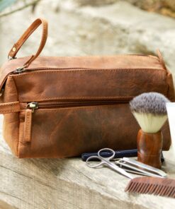RUSTIC TOWN Buffalo Leather Toiletry Bag : Vintage Travel Shaving & Dopp Kit : for Toiletries, Cosmetics & More : Spacious Interior & Waterproof Lining : Compact, Fits Easily in Luggage Brown 28 81Tjq8x44wL 1