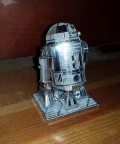 Fascinations Metal Earth Star Wars R2D2 3D Metal Model Kit 31 81TyNjNX fL