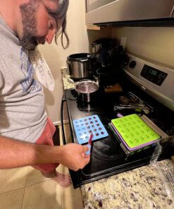 PJ BOLD Marijuana Weed Leaf Gummy Molds Silicone Candy Mold Kit - 3 Pack Dropper 30 81UVy1t4cIL