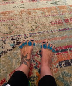 YogaToes GEMS: Gel Toe Stretcher & Separator - America’s Choice for Fighting Bunions, Hammer Toes (Small fits Shoe Sizes W: 7.5-11 / M: 7-10,) 1 Pair 31 81UbKcU45LL