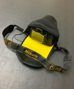 MegaGear MG091 Nikon D3500, D5600, D3400, D5500, D7200, D3300, D5300, D610, D7100, D600, D3200 Ultra Light Neoprene Camera Case, Black insade Yellow 45 81UfZZ5jQGL