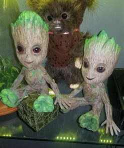 FolkArt PROMO830 Multi Satin Finish Acrylic Craft Paint Set Designed for Beginners and Artists, Non-Toxic Formula That Works on All Surfaces, 2 oz, 2 Fl Oz (Pack of 12), 12 Colors May Vary, 24 50 81UvS4EPueL