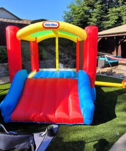 Little Tikes Jump 'n Slide Bouncer with Arched Canopy Overhead Cover, Plus Heavy Duty Blower, Stakes, Repair Patches, and Storage Bag |3-Kid Capacity, Ages 3-8 Years 30 81VNo2p nL