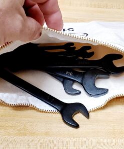 Klein Tools 5139 Zipper Bag, Canvas Tool Pouch to 12.5 x 7 x 0.7 -Inch with Heavy Duty Brass Zipper Close, Natural 20 81VnqBD3aIL