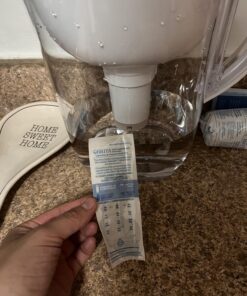 Brita Large 10-Cup Water Filter Pitcher with 1 Standard Filter, Made Without BPA, White (Design May Vary) 10cup Original 46 81VxyB76PL