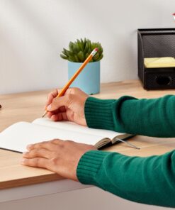 Amazon Basics Classic Notebook, Line Ruled, 240 Pages, Black, Hardcover, 5 x 8.25-Inch 45 81W5BB6QyPL