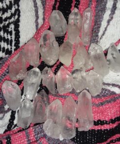 JIC Gem 2 lbs Natural Clear Quartz Crystal Point 2inch Big Size About 20pcs up for Healing and Gift Use 2 Pound (Pack of 1) 51 81WEFM0SwbL