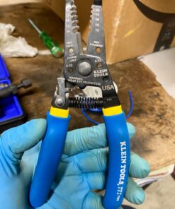 Klein Tools 11055 Wire Cutter and Wire Stripper, Stranded Wire Cutter, Solid Wire Cutter, Cuts Copper Wire 58 81Wa0KeDIyL