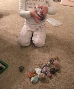 ROCK ON! Geology Game with Rock & Mineral Collection – Collect and Learn with STEM-based Educational Science Kit in Carrying Tote - Amethyst, Rhodonite, Selenite Crystal, Unakite and lots more 34 81X0tRrFA5L 2