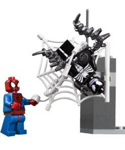 LEGO 10665 Juniors Spider-Man: Spider-Car Pursuit 13 81Xc347XhjL