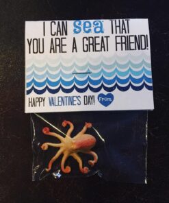 Fun Central 90 Pack - Underwater Deep Sea Animal Toy Figures - Assorted Pack 54 81Xd81q JlL