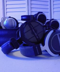 beyerdynamic DT 990 Pro 250 ohm Over-Ear Studio Headphones For Mixing, Mastering, and Editing Gray 51 81Y yqXfq0L