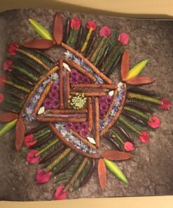 Morning Altars: A 7-Step Practice to Nourish Your Spirit through Nature, Art, and Ritual 43 81YKADpTTL