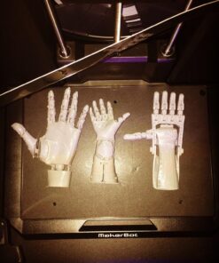 MakerBot Replicator+ Desktop 3D Printer Kit with Swappable Smart Extruder+ for Fast PLA Material Printing at Home or School, Factory-Leveled Flex Build Plate, 11.6x7.6x6.5in Print Size (MP07825EU) MakerBot Replicator+ 17 81YOdCExq0L