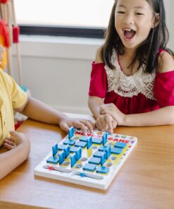 Melissa & Doug Flip to Win Travel Memory Game - Wooden Board, 7 Double-Sided Cards Games, Road Trip Essentials For Kids, Hangman Toddlers And Kids 5+ 36 81YQwsagTTL 2