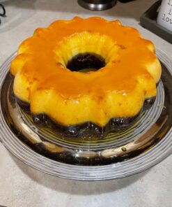 USA Pan Bakeware Nonstick Fluted Tube Cake Pan, Aluminized Steel 10-Inch 46 81Z4qtCVQrL