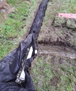 6 Inch Galvanized Landscape Staples Made in USA - 100 Metal Garden Stakes for Gardening - 11 Gauge Anti-Rust Heavy-Duty Ground Sod Pins Yard Stakes for Weed Barrier Fabric Irrigation Tubing Hose 37 81ZDfZdpDdL