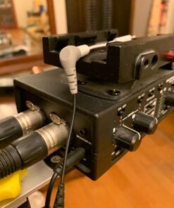 Rode SC4 3.5mm TRS to TRRS Microphone Cable Adaptor, 3 Inches 17 81aSQO9TlrL