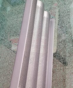 Chicago Metallic Commercial II Non-Stick Perforated Baguette Pan. Creates a crisp, golden-brown crust, 16 L x 9 W x 1.5 H 29 81bRGyAxDfL