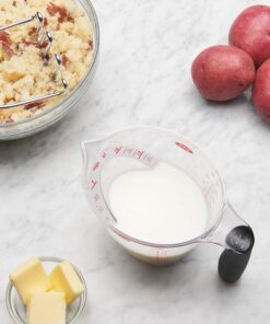 OXO Good Grips 2-Cup Angled Measuring Cup 2 Cup 31 81bwJ67a46L