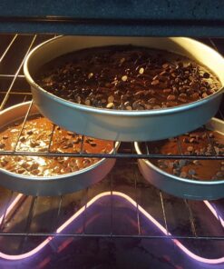 Wilton Round Cake Pans, Aluminum, 4 Piece Set for 6-Inch, 8-Inch, 10-Inch and 12-Inch Cakes 41 81cXw87zdaL