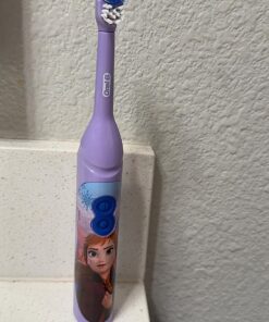 Oral-B Kids Battery Power Electric Toothbrush Featuring Disney's Frozen for Children and Toddlers age 3+, Soft (Characters May Vary) Multi 1 Count (Pack of 1) 37 81cur9uzD L