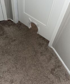 The Kitty Pass Interior cat Door - let Your cat in and Out of Closed Doors, Secure pet Proof gate Latch - for Cats up to 21 lbs 9x12 31 81d4bC6okNL