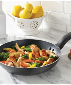 T-fal Specialty Nonstick Fry Pan Set 3 Piece, 8, 9.5, 11 Inch Oven Safe 350F Cookware, Pots and Pans, Dishwasher Safe Black 3-Piece 26 81dCVoKI2ZL