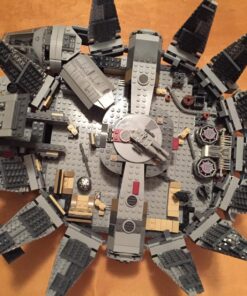 LEGO Star Wars Millennium Falcon 75105 38 81dLEVWc1AL