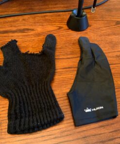 Huion Artist Glove for Drawing Tablet (1 Unit of Free Size, Good for Right Hand or Left Hand) - Cura CR-01 55 81e9VD7sD4L