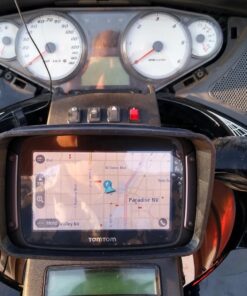 TomTom Rider 550 Motorcycle GPS Navigation Device, 4.3 Inch, with World Maps, Motorcycle Specific Winding and Hilly Roads, Updates via WiFi, Traffic and Speed Cams, Compatible with Siri and Google Now 35 81eNG4gQNsL