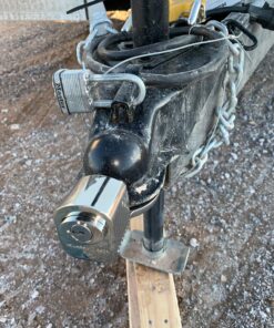 Master Lock Trailer Hitch Lock, Fits 1-7/8 in., 2 in., and Most 2-5/16 in. Trailer Couplers, Weather Resistant Automotive Hitch Lock with Keys, 377KA 29 81eT4CzEzYL